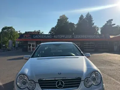 Gebraucht Mercedes C180 143 PS (105 kW) 2006 Grau Coupé