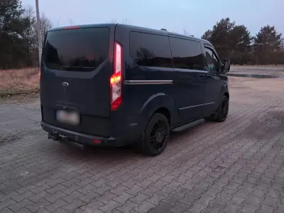 Gebraucht Ford Tourneo 125 PS (91 kW) 2013 Blau Van / Kleinbus