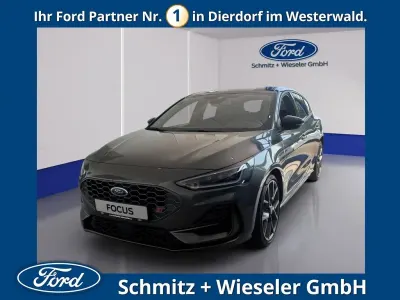 Neu Ford Focus ST 280 PS (205 kW) 2026 Grau Limousine