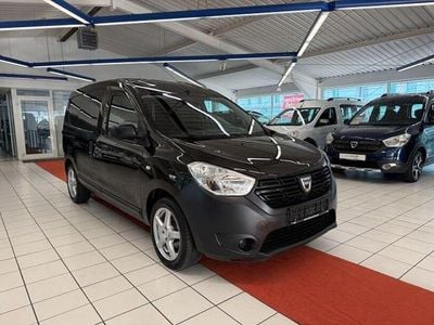 Schwarz Gebraucht 2020 Dacia Dokker Comfort Van / Kleinbus | 10.450 € (Fairer Preis)