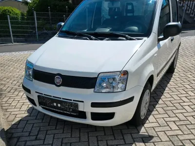 Gebraucht Fiat Panda 69 PS (50 kW) 2012 Weiß Kleinwagen