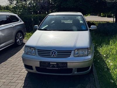 VW Polo