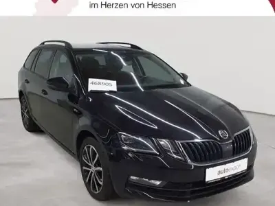 Gebraucht Skoda Octavia Soleil 150 PS (110 kW) 2020 Blackmagic perleffekt Kombi