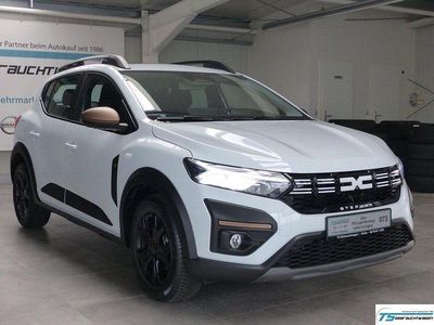 Weiß Gebraucht 2025 Dacia Sandero Extreme Limousine | 19.770 € (Fairer Preis)