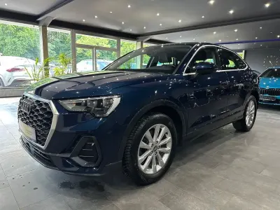 Gebraucht Audi Q3 Sportback Sport 230 PS (169 kW) 2020 Blau SUV