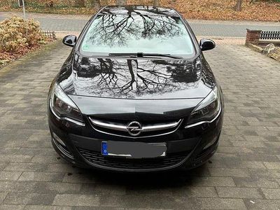 Gebraucht Opel Astra Active 140 PS (102 kW) 2013 Schwarz Limousine