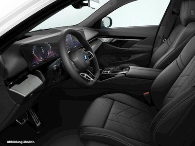 Gebraucht BMW i5 M Sport 250 kW (340 PS) 2025 Weiß Kombi