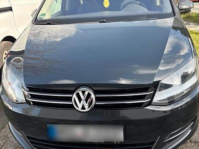 Gebraucht VW Sharan 170 PS (125 kW) 2011 Grau Van / Kleinbus