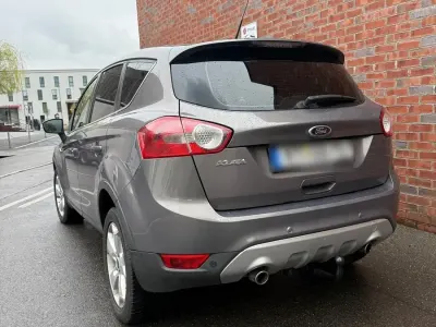 Gebraucht Ford Kuga 170 PS (125 kW) 2012 Braun SUV