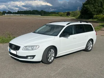 Gebraucht Volvo V70 Linje Svart 181 PS (133 kW) 2016 Weiß Kombi