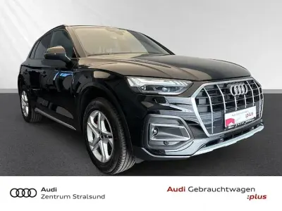 Używany Audi Q5 Ambiente 299 KM (219 kW) 2021 Czarny SUV