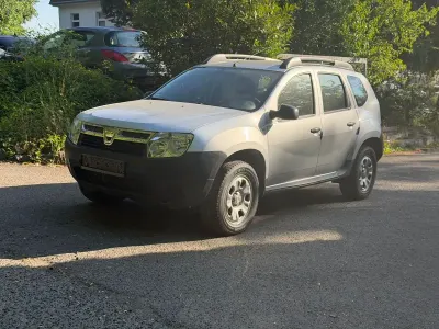 Gebraucht Dacia Duster Ice 105 PS (77 kW) 2012 Grau SUV