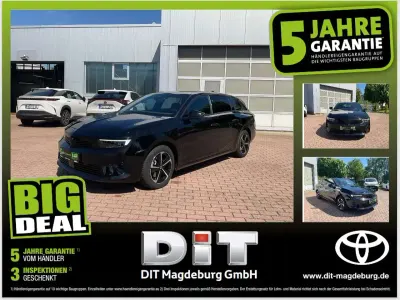Gebraucht Opel Astra 131 PS (96 kW) 2024 Schwarz perla nera/typ aussenv Kleinwagen