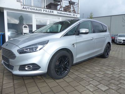 gebraucht Ford S-MAX Titanium*Panorama*7 Sitzer*Leder*Key Free