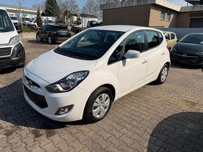 Gebraucht Hyundai ix20 Edition 90 PS (66 kW) 2013 Weiß Kleinwagen