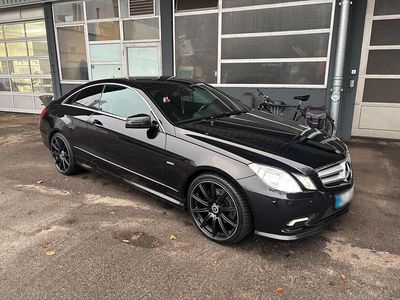 Usata Mercedes E350 AMG 231 CV (169 kW) 2010 Nero Coupé