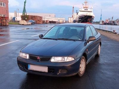Mitsubishi Carisma