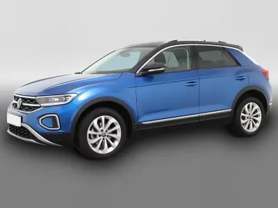 Usata VW T-Roc Style 150 CV (110 kW) 2023 Blu SUV