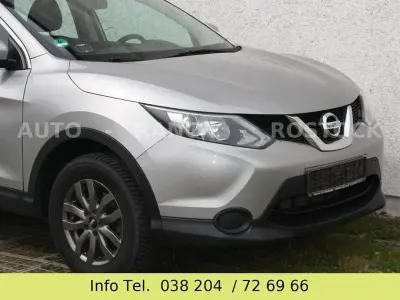 Gebraucht Nissan Qashqai 116 PS (85 kW) 2016 Grau SUV