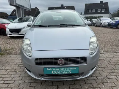 Gebraucht Fiat Grande Punto Active 65 PS (47 kW) 2009 Grau Kleinwagen