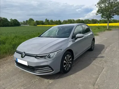 Brugt VW Golf VIII Life 131 HK (96 kW) 2021 Grå Sedan