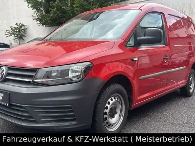 Gebraucht VW Caddy 102 PS (75 kW) 2018 Rot Van / Kleinbus