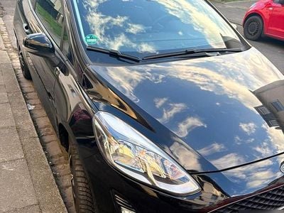 Gebraucht Ford Fiesta 95 PS (69 kW) 2017 Schwarz Kleinwagen