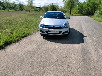 Gebraucht Opel Astra GTC 105 PS (77 kW) 2005 Silber Coupé