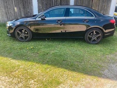 Second-hand Mercedes A180 Progressive 136 CP (100 kW) 2020 Negru Berlinǎ