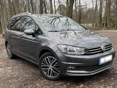 Gebraucht VW Touran Sound 150 PS (110 kW) 2018 Grau Van / Kleinbus