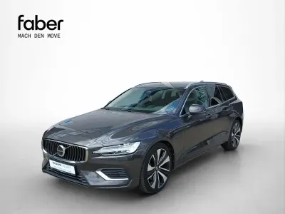 Gebraucht Volvo V60 Core 398 PS (292 kW) 2023 Grau Kombi