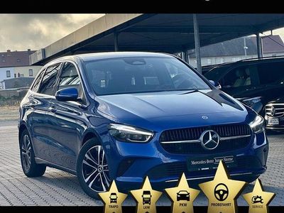 Gebraucht Mercedes B200 Progressive 163 PS (119 kW) 2024 Blau Van / Kleinbus