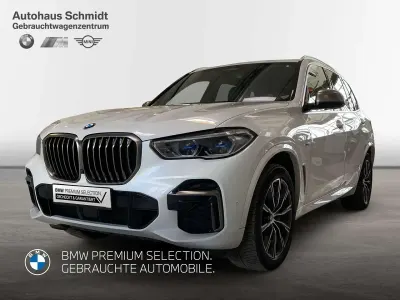 Gebraucht BMW X5 M M Sport 530 PS (389 kW) 2023 Mineralweiß (metallic) SUV