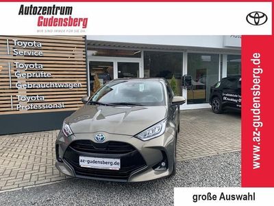 Bronze Gebraucht 2020 Toyota Yaris Hybrid Club Kleinwagen | 18.990 € (Fairer Preis)