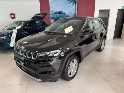 Neu Jeep Compass Altitude 131 PS (96 kW) 2025 Schwarz SUV