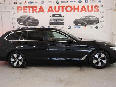 Gebraucht BMW 520 Luxury Line 190 PS (139 kW) 2022 Schwarz Kombi