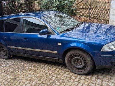 Gebraucht VW Passat Comfortline 150 PS (110 kW) 2002 Blau Kombi