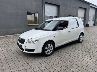 Weiß Gebraucht 2008 Skoda Roomster Van / Kleinbus | 2.490 € (Fairer Preis)
