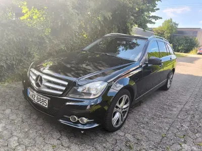 Gebraucht Mercedes C250 204 PS (150 kW) 2014 Schwarz Limousine