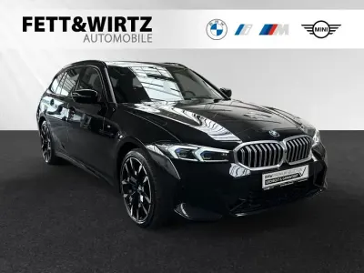 Gebraucht BMW 330e M Sport 292 PS (214 kW) 2025 Black sapphire metallic Kombi