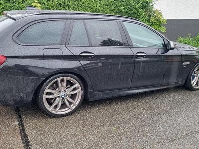 BMW M550