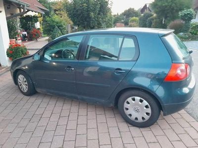 Gebraucht VW Golf V Comfortline 101 PS (74 kW) 2005 Blau Kleinwagen
