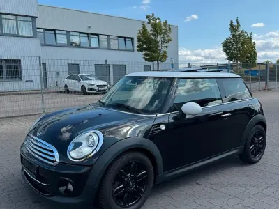 Gebraucht Mini Cooper D 111 PS (81 kW) 2012 Schwarz Kleinwagen