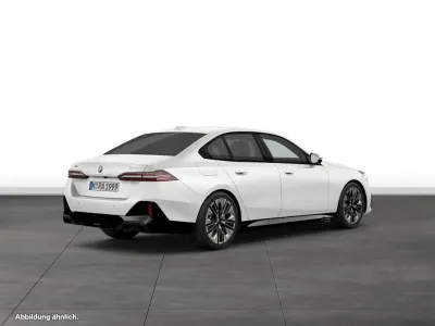 Gebraucht BMW 540 M Sport 286 PS (210 kW) 2026 Weiß Limousine