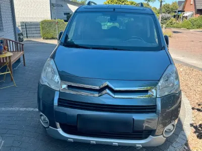 Gebraucht Citroën Berlingo 98 PS (72 kW) 2011 Grau Van / Kleinbus