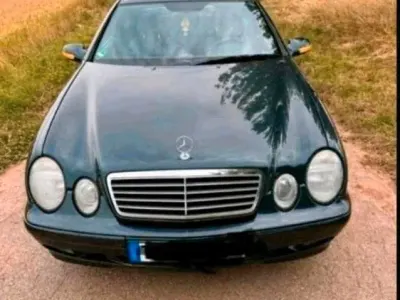 Gebraucht Mercedes CLK230 Avantgarde 193 PS (141 kW) 1999 Schwarz Coupé