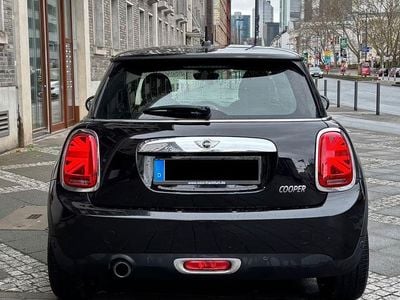 Gebraucht Mini Cooper 136 PS (100 kW) 2014 Schwarz Kleinwagen