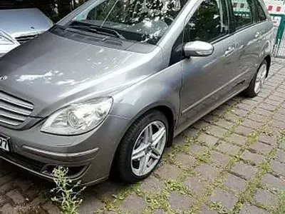 Gebraucht Mercedes B200 193 PS (141 kW) 2005 Grau Van / Kleinbus