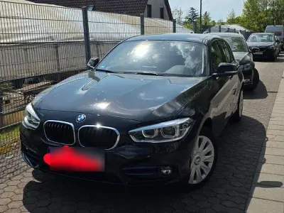 Gebraucht BMW 118 Sport Line 136 PS (100 kW) 2018 Schwarz Kleinwagen