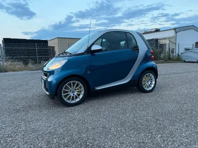 Gebraucht Smart ForTwo Coupé 71 PS (52 kW) 2011 Blau Coupé